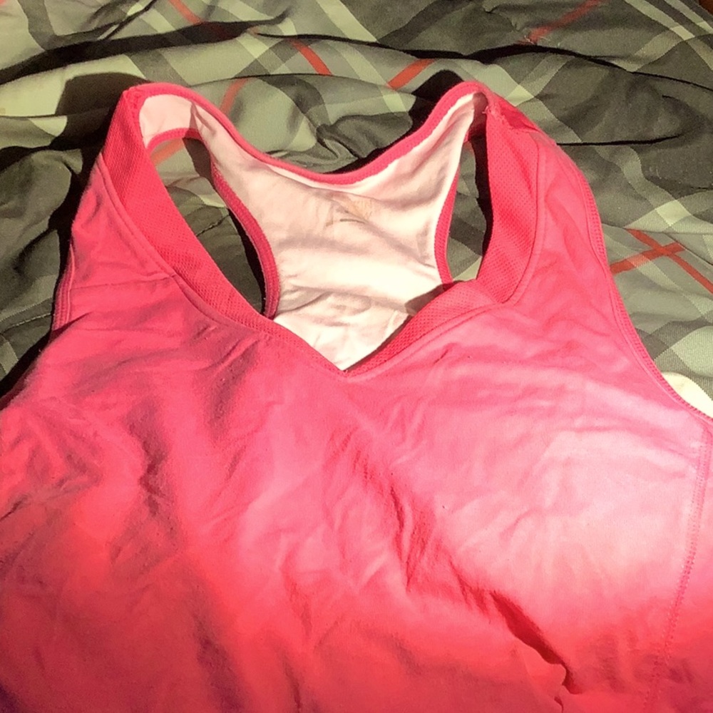 Workout tank top